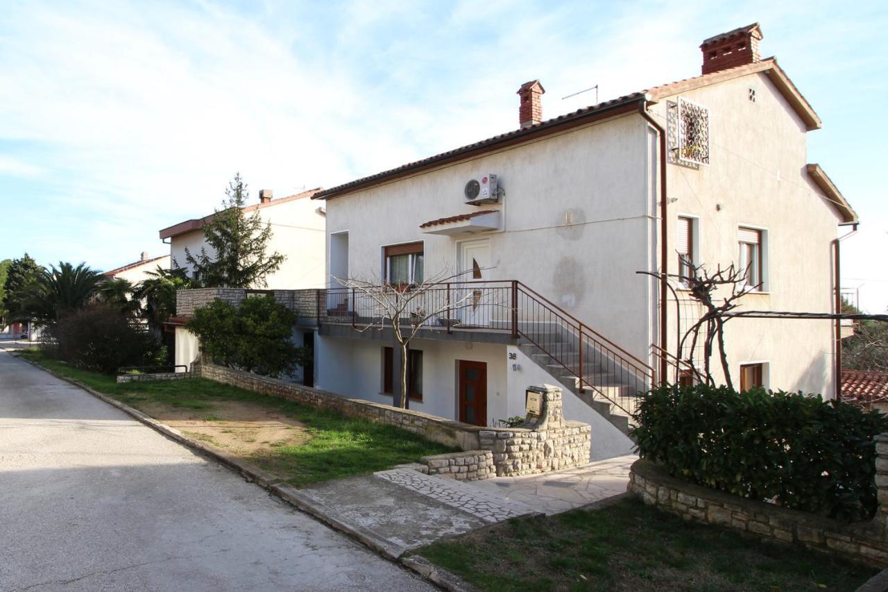 Apartment Ruza 2021 Premantura Kültér fotó